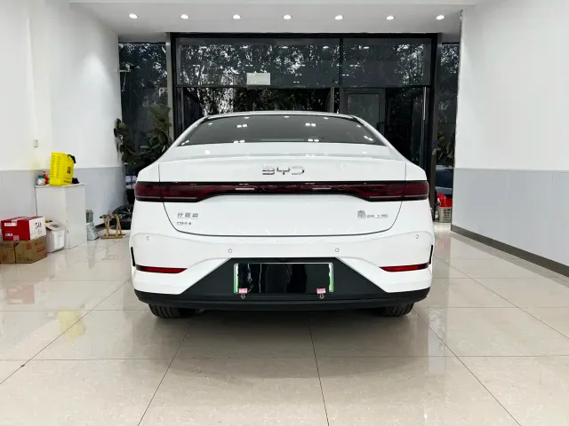 BYD Qin PLUS — Фото автомобиля 19