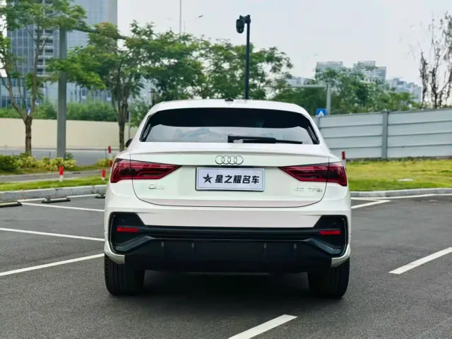 Audi Q3 Sportback — Фото автомобиля 15
