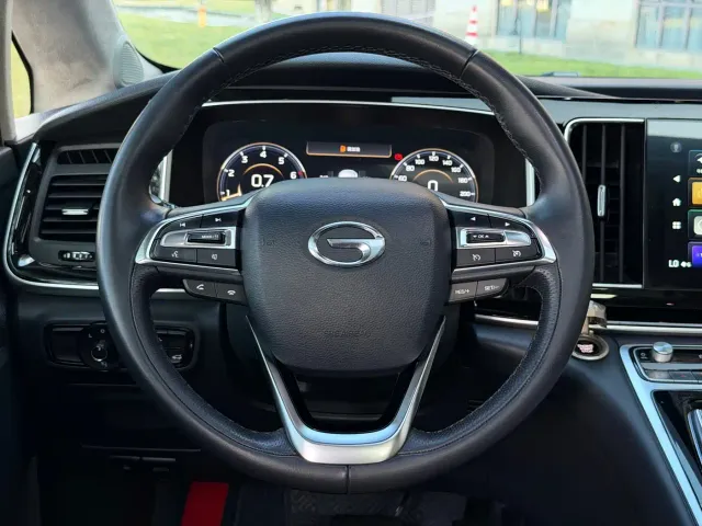 GAC Trumpchi M8 — Фото автомобиля 6