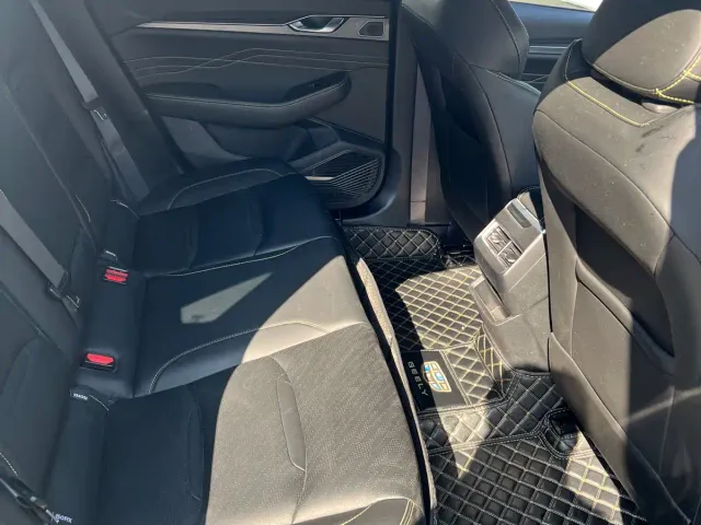 Geely Xingrui — Фото автомобиля 15