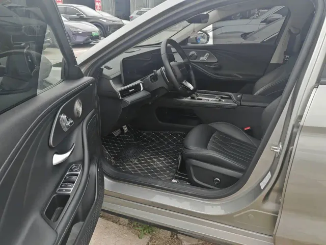 Chery Arrizo 8 — Фото автомобиля 4