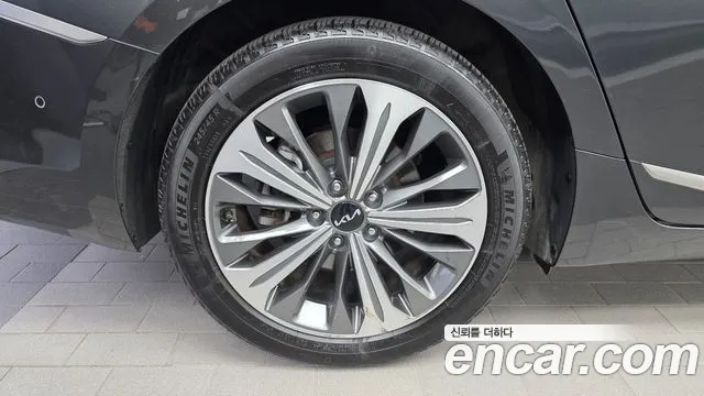 Kia K8 Hybrid — Фото автомобиля 5