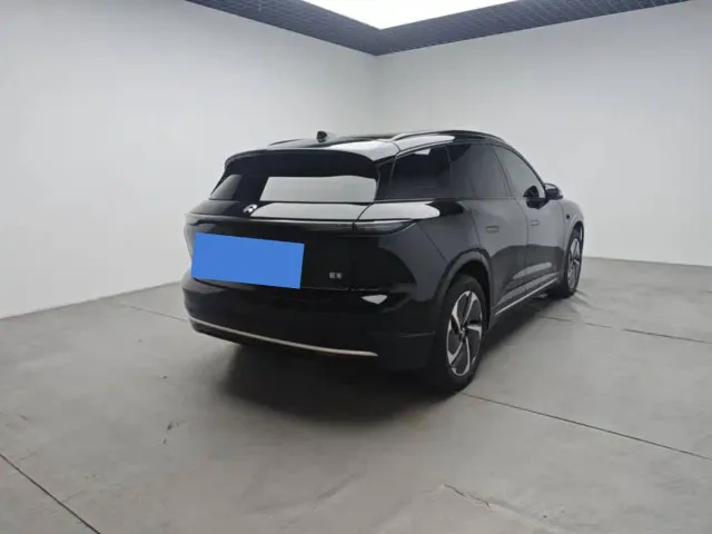 Nio ES6 — Фото автомобиля 6