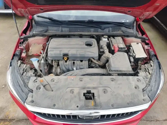 Geely Emgrand — Фото автомобиля 19