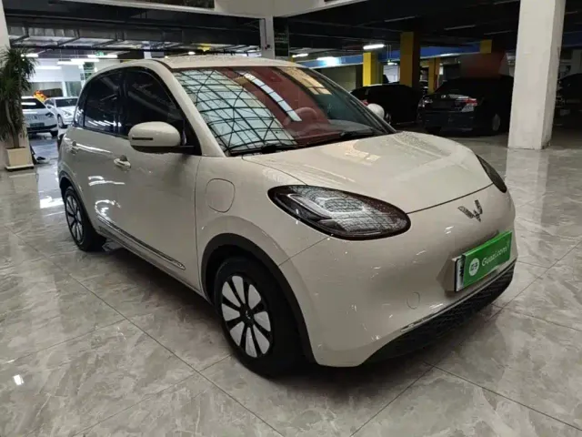 Wuling Bingo — Фото автомобиля 3