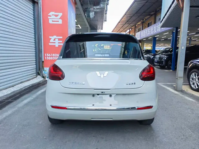 Wuling Bingo — Фото автомобиля 13