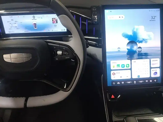 Geely Boyue L — Фото автомобиля 9