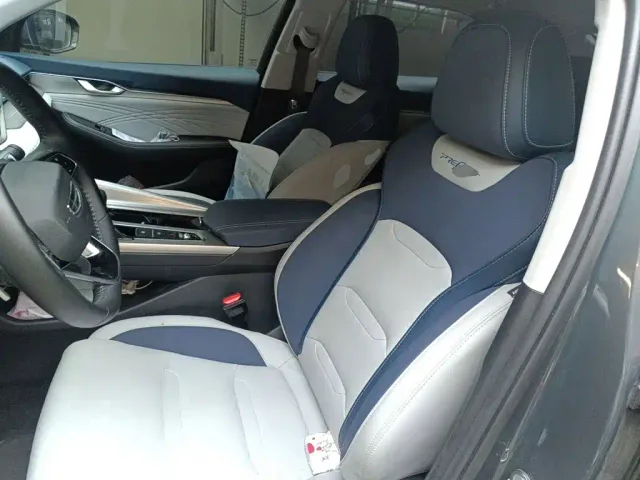 Geely Xingrui — Фото автомобиля 16