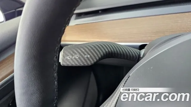 Tesla Model 3 — Фото автомобиля 27