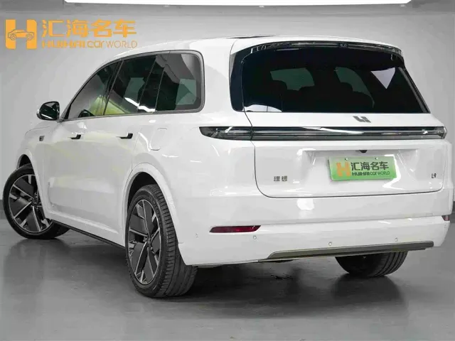 Li Auto L9 — Фото автомобиля 4