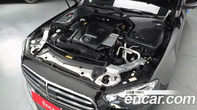 Mercedes-Benz E-Class W213 — Фото автомобиля 9