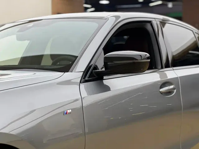 BMW 3 Series — Фото автомобиля 5