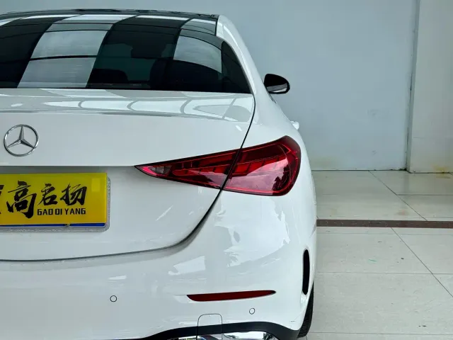Mercedes-Benz C-Class — Фото автомобиля 22