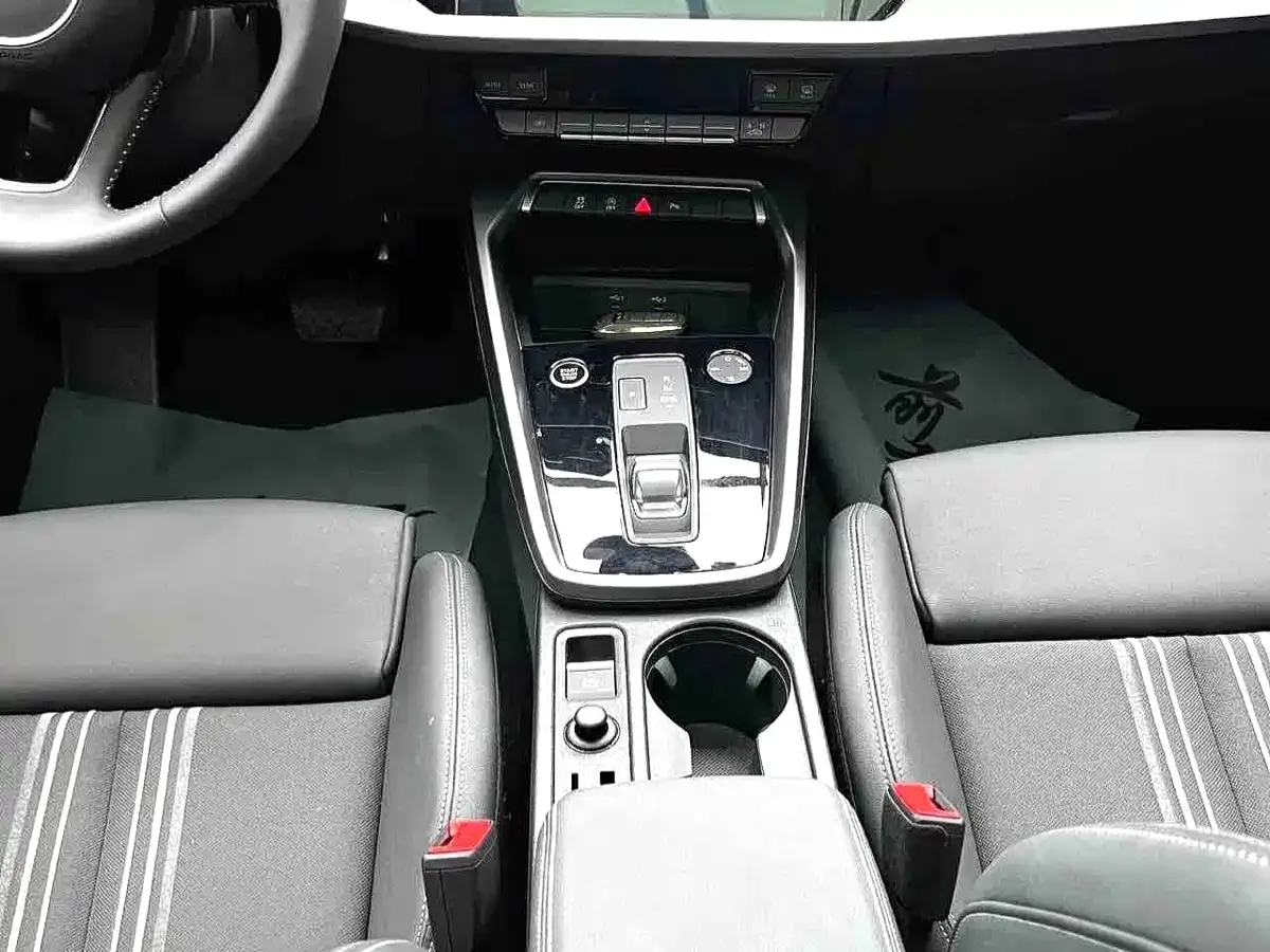 Audi Audi A3 2021 Sportback 35 TFSI Fashion Sport — Фото автомобиля 13