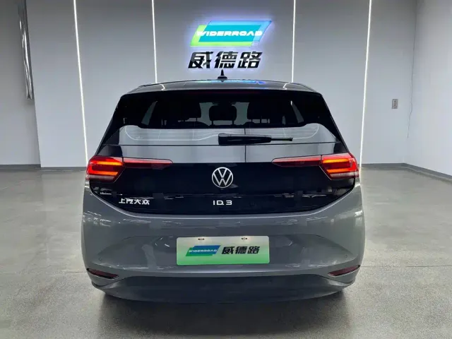Volkswagen ID.3 — Фото автомобиля 6