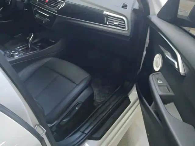 BMW 1 Series — Фото автомобиля 8