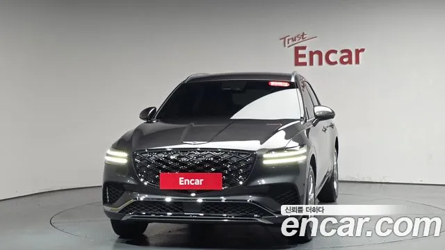 Genesis GV70 2.5T Бензин 2WD — Фото автомобиля 3