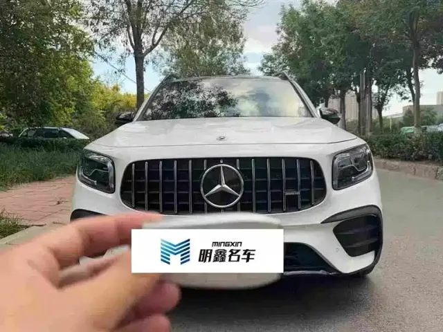 Mercedes-Benz GLB AMG — Фото автомобиля 2