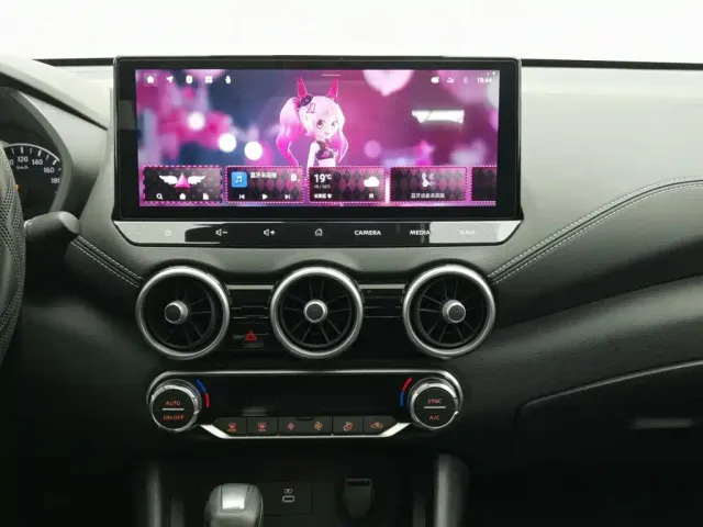 Nissan Sylphy — Фото автомобиля 12