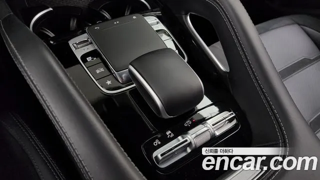 Mercedes-Benz GLE-Class — Фото автомобиля 27