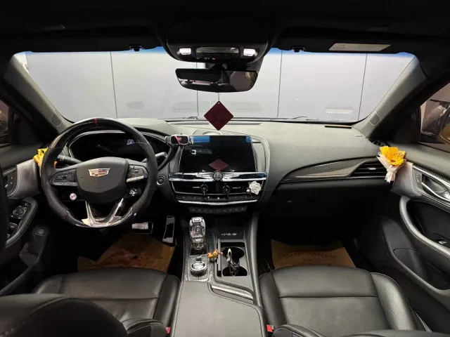 Cadillac CT5 — Фото автомобиля 6
