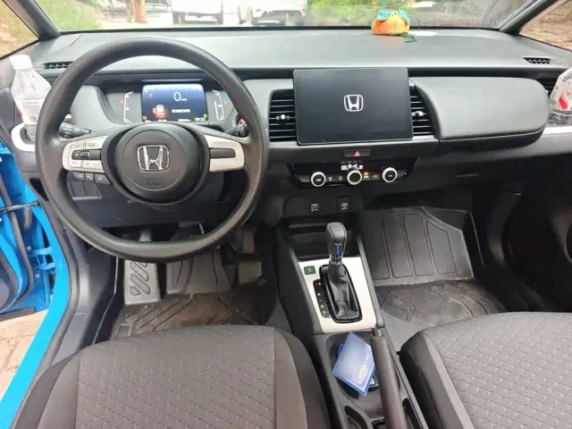 Honda Fit — Фото автомобиля 10
