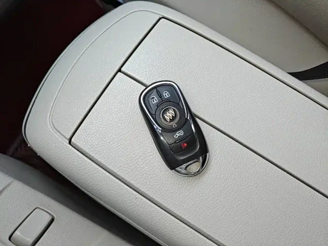Buick GL8 — Фото автомобиля 8