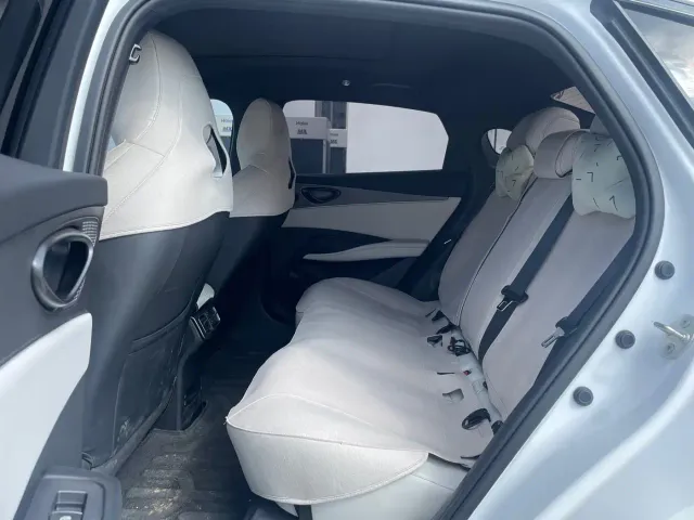 BYD Seal 06 — Фото автомобиля 10