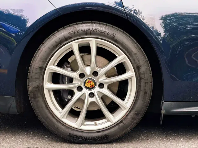 Porsche Panamera — Фото автомобиля 16