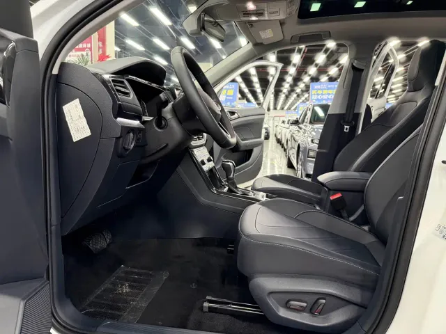 Volkswagen Tharu — Фото автомобиля 4