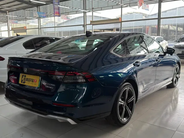Honda Accord — Фото автомобиля 22
