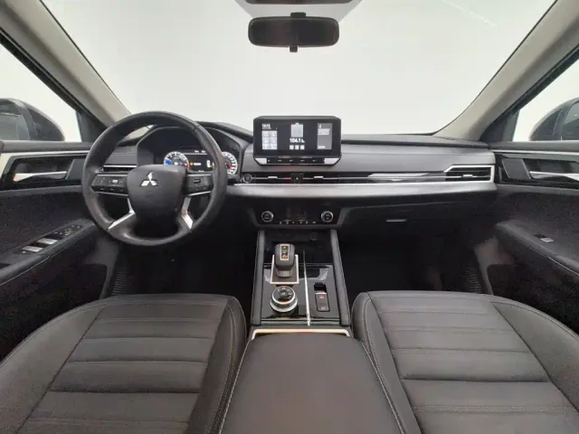 Mitsubishi Outlander — Фото автомобиля 5