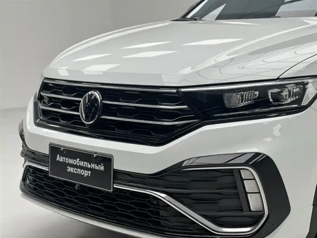 Volkswagen T-Roc — Фото автомобиля 6