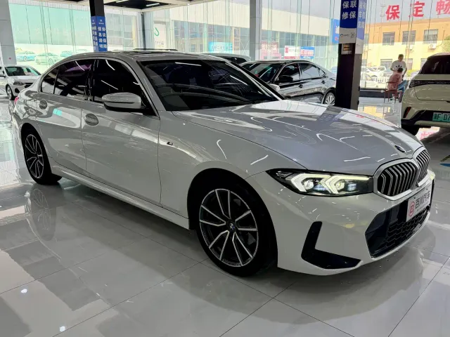 BMW 3 Series — Фото автомобиля 3