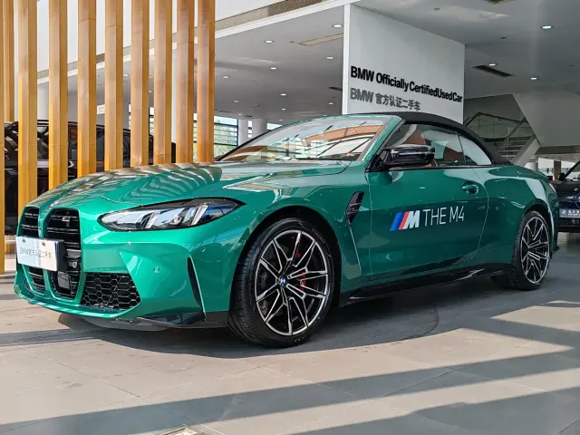 Фотография автомобиля — BMW M4