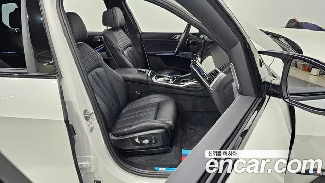 BMW X7 G07 — Фото автомобиля 15