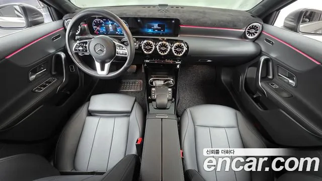 Mercedes-Benz A-Class W177 — Фото автомобиля 7