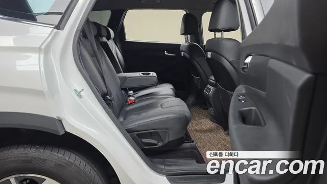 Hyundai Santa Fe Santa Fe (New) — Фото автомобиля 18