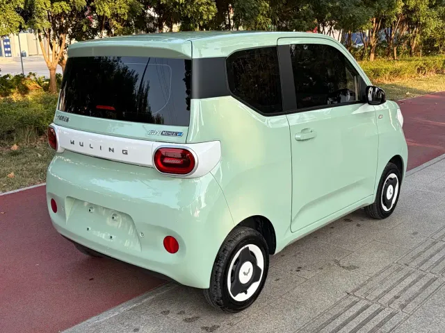 Wuling Hongguang Mini EV — Фото автомобиля 4
