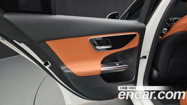 Mercedes-Benz C-Class — Фото автомобиля 21