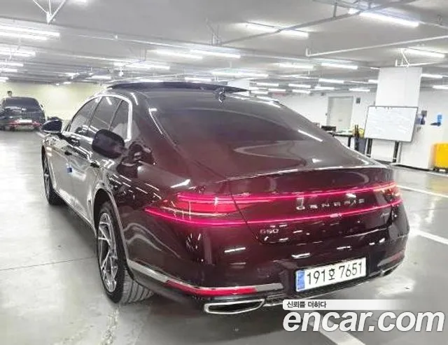 Genesis G90 Бензин 3.5 турбо AWD — Фото автомобиля 4