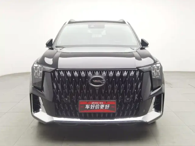 GAC Trumpchi GS8 — Фото автомобиля 3