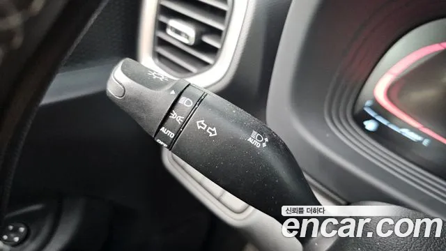 Hyundai Venue Venue 1.6 Premium — Фото автомобиля 28