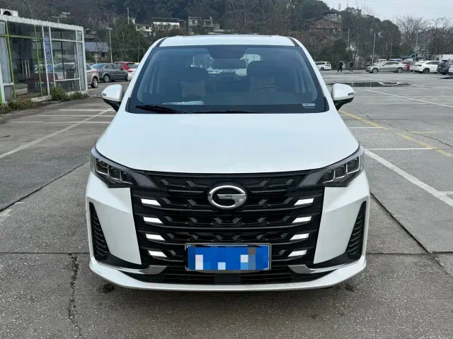 GAC Trumpchi M6 — Фото автомобиля 2
