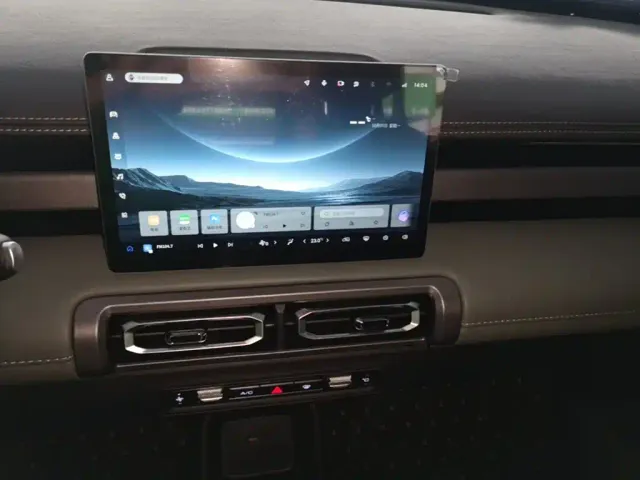 Baojun Yep Plus — Фото автомобиля 12