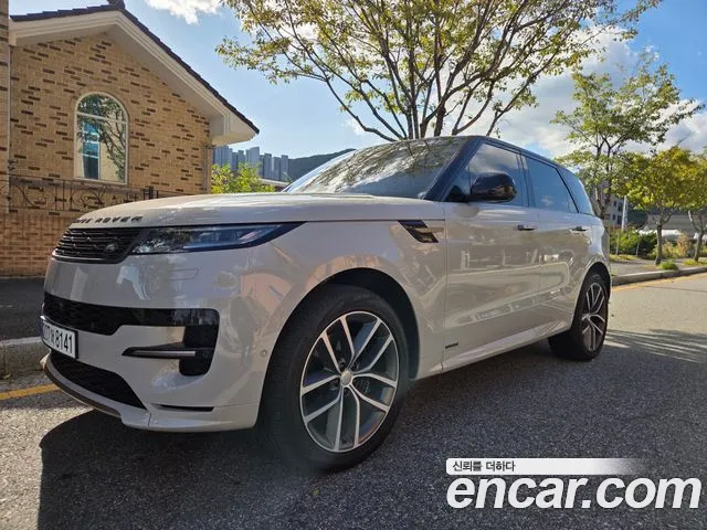 Land Rover Range Rover Sport — Фото автомобиля 4