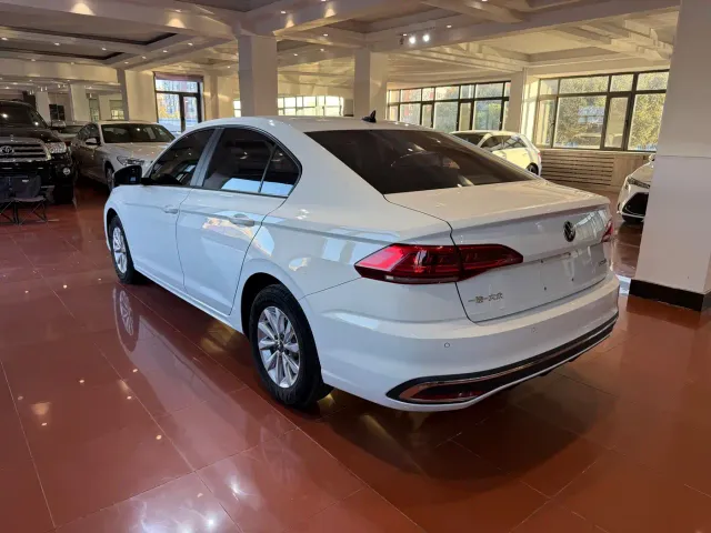 Volkswagen Bora — Фото автомобиля 17