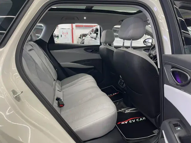 BYD Seal 06 DM-i Touring — Фото автомобиля 9