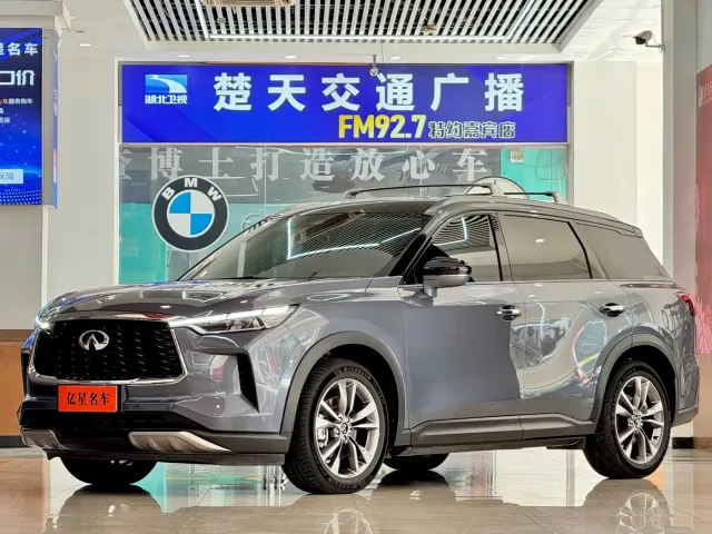 Фотография автомобиля — Infiniti QX60