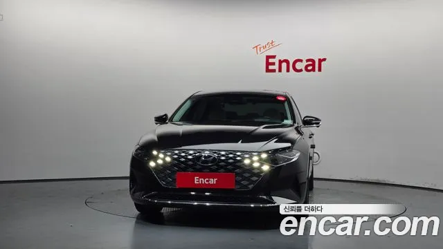 Hyundai Grandeur — Фото автомобиля 3